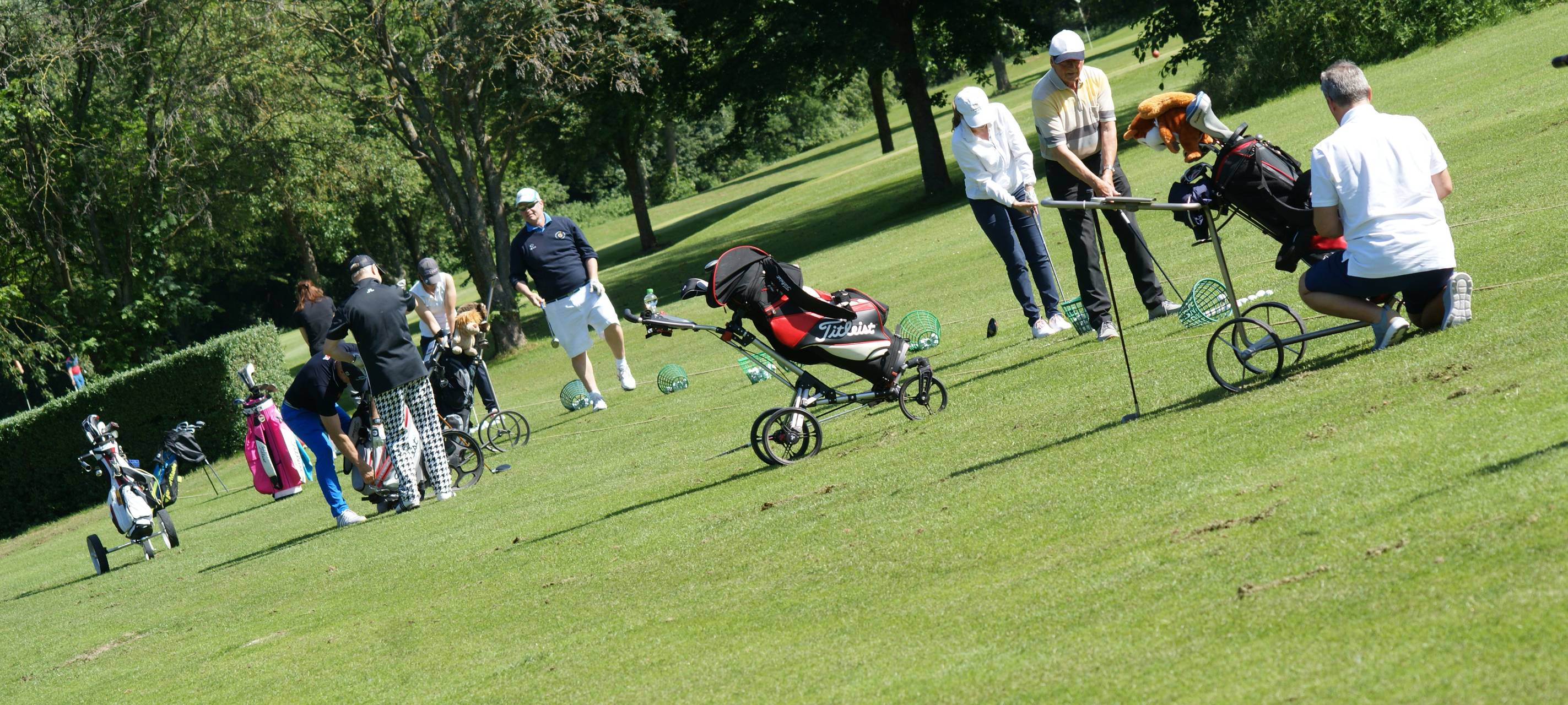 Golfen für den guten Zweck in Erftstadt