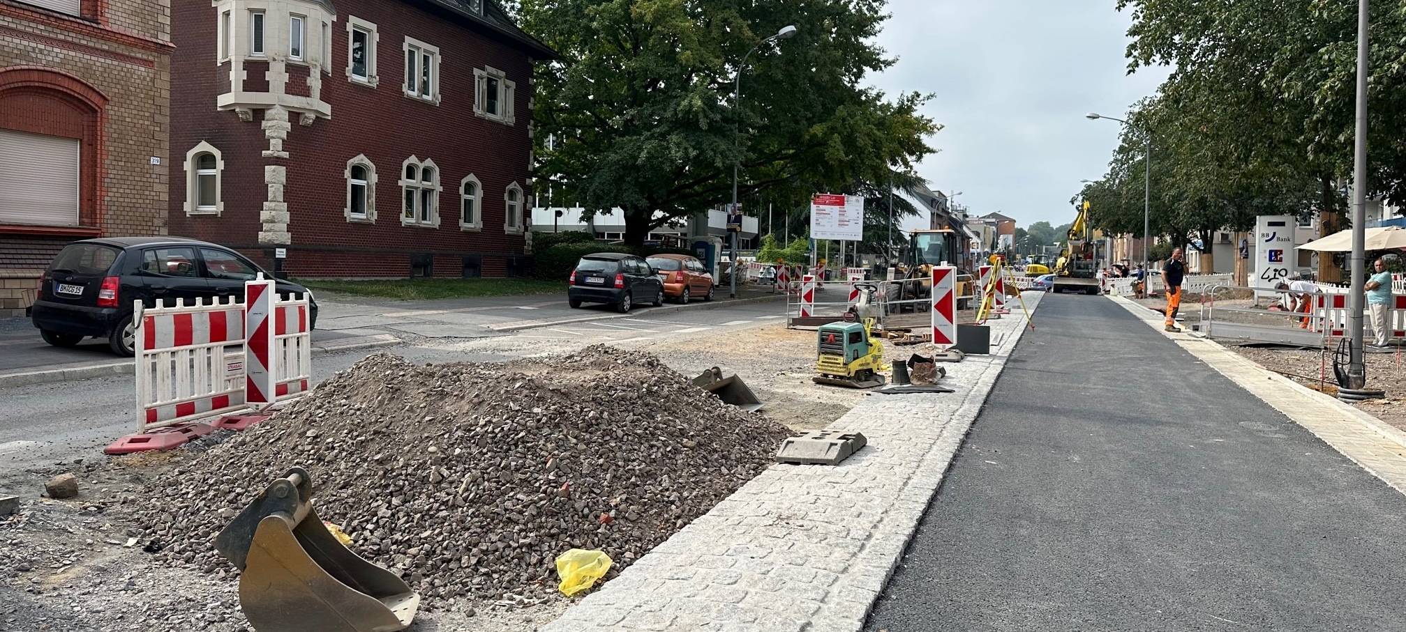 Bauarbeiten an der Lebensader Lux in Hürth laufen nach Plan