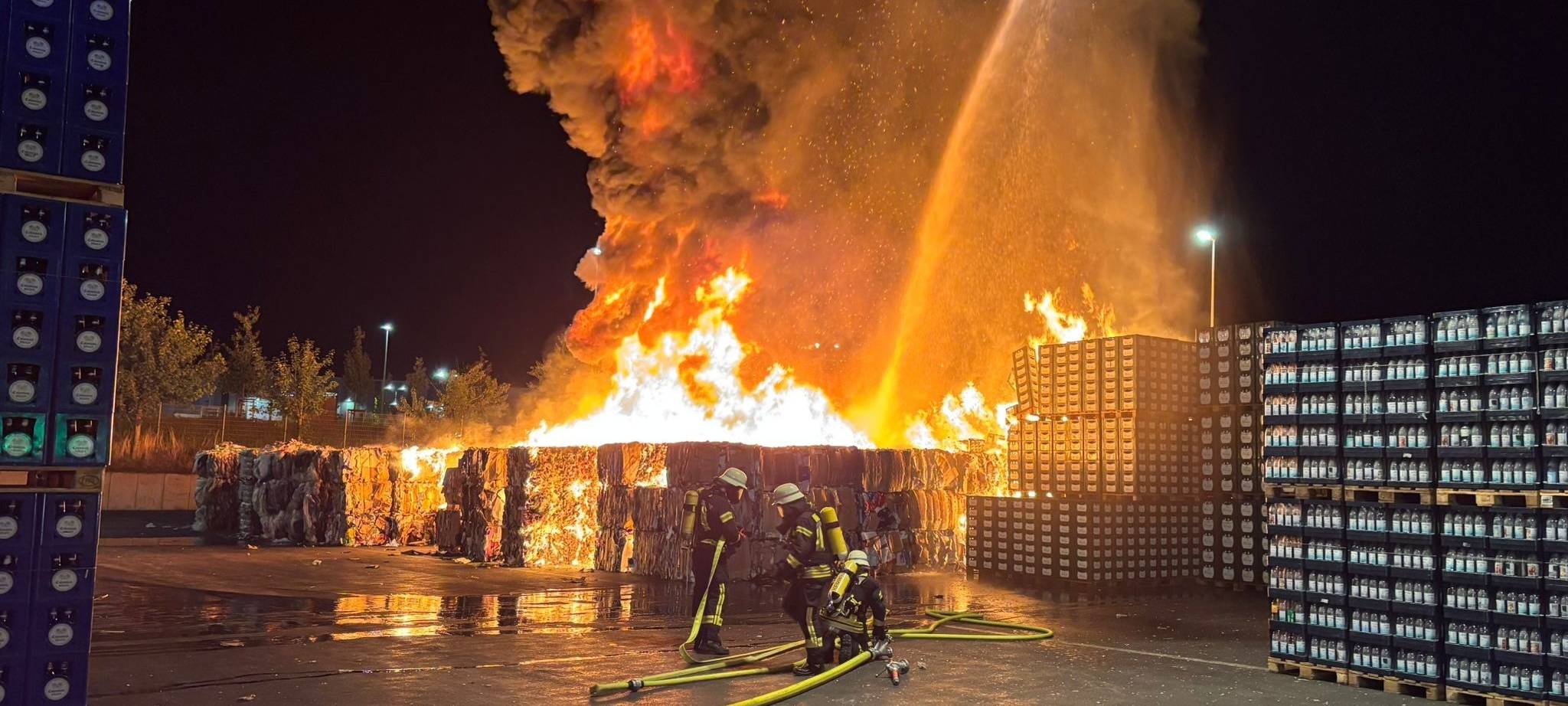 Brand in Kerpen-Türnich nach rund 12 Stunden gelöscht