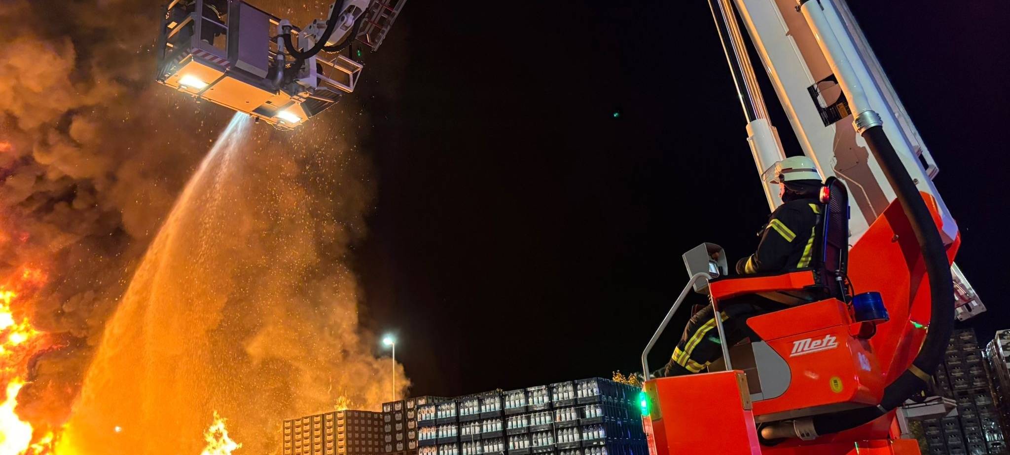 Brand in Kerpen-Türnich nach rund 12 Stunden gelöscht