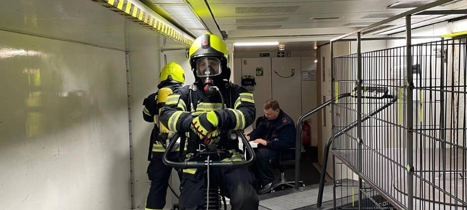 Feuerwehr Bergheim: Mobile Atemschutzstrecke im Einsatz