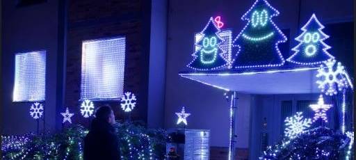 Buzzer-Weihnachtshaus in Köln wird zum Hit