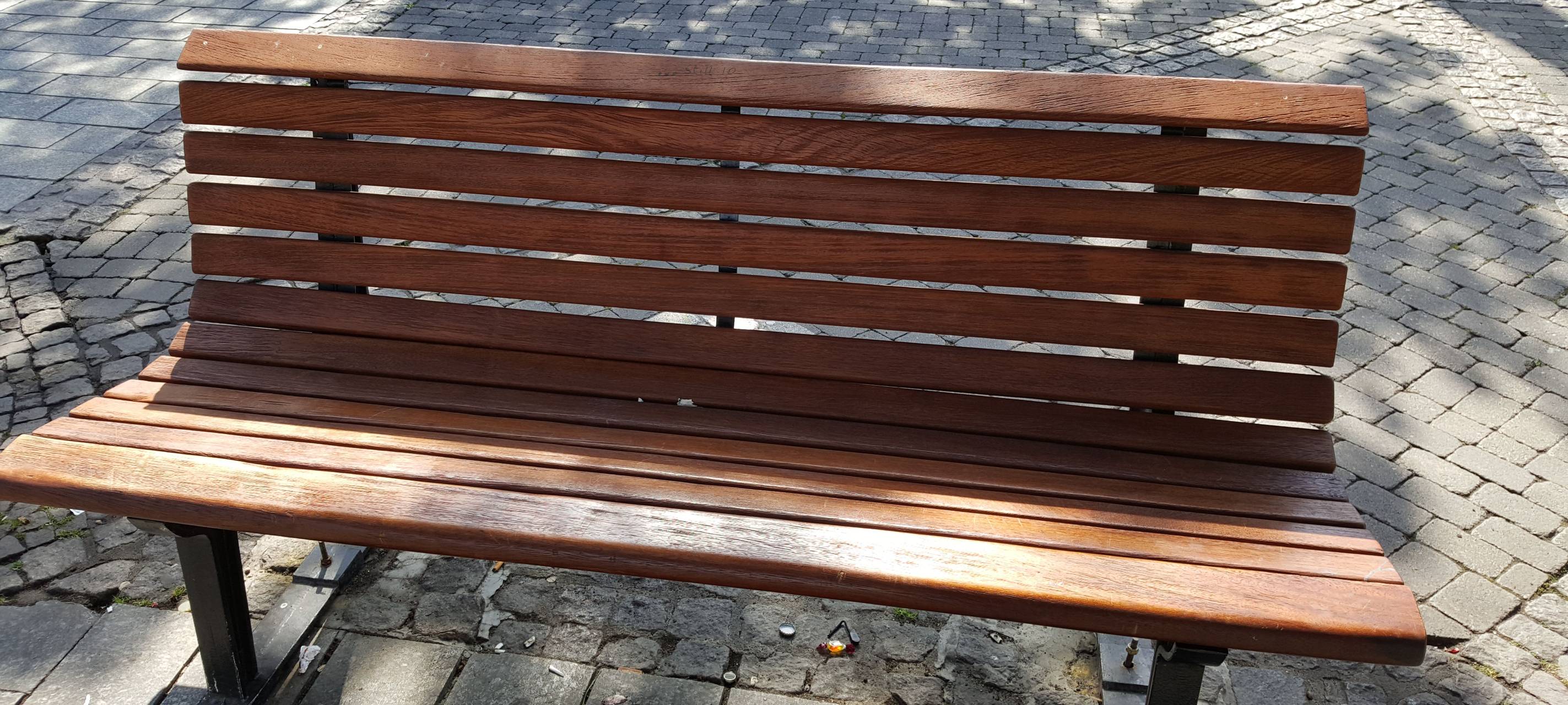 "Ich hör dir zu"-Bänke in Bergheim-Kenten gegen Einsamkeit