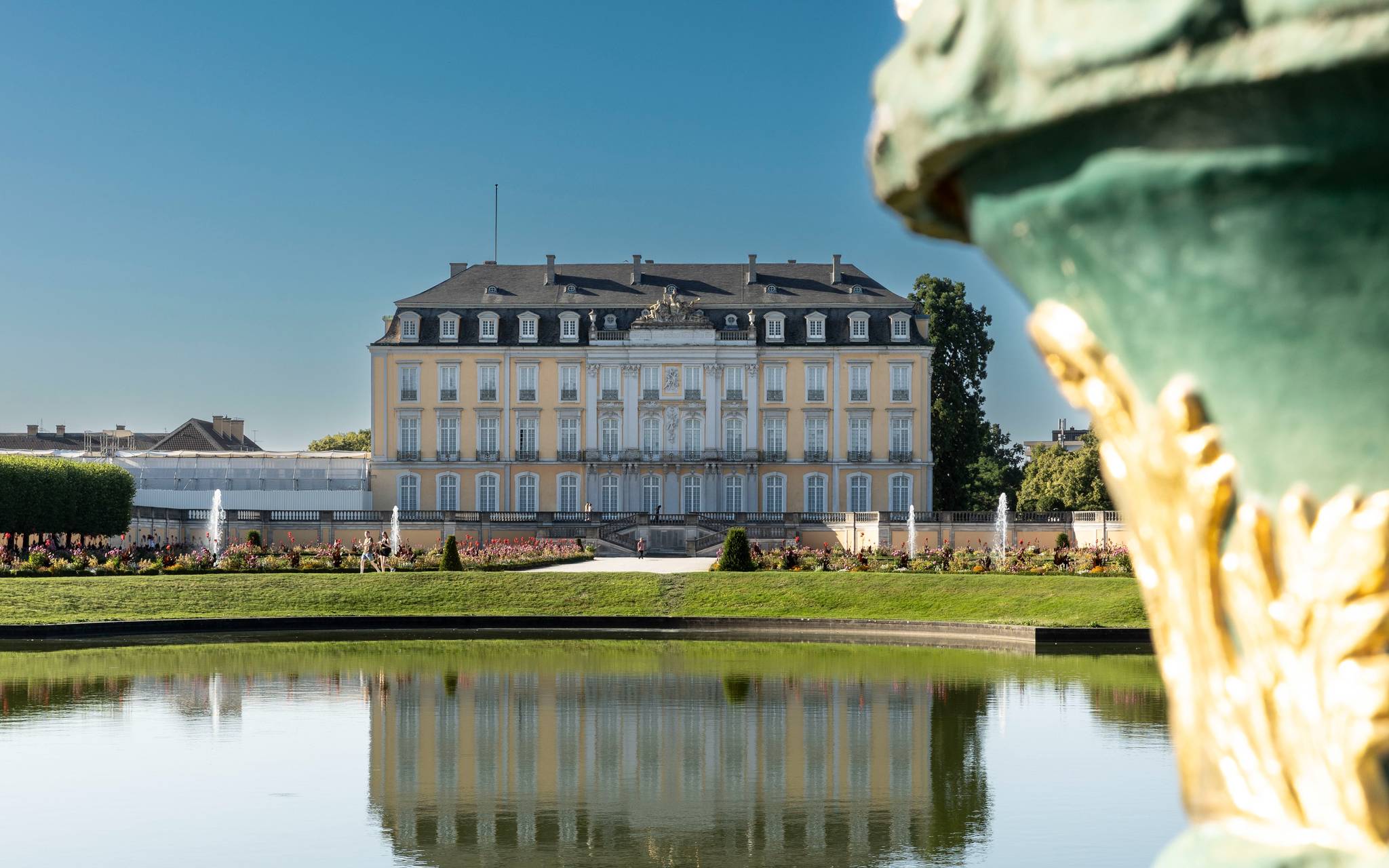 Merz und Macron: Staatsbesuch im Brühler Schloss