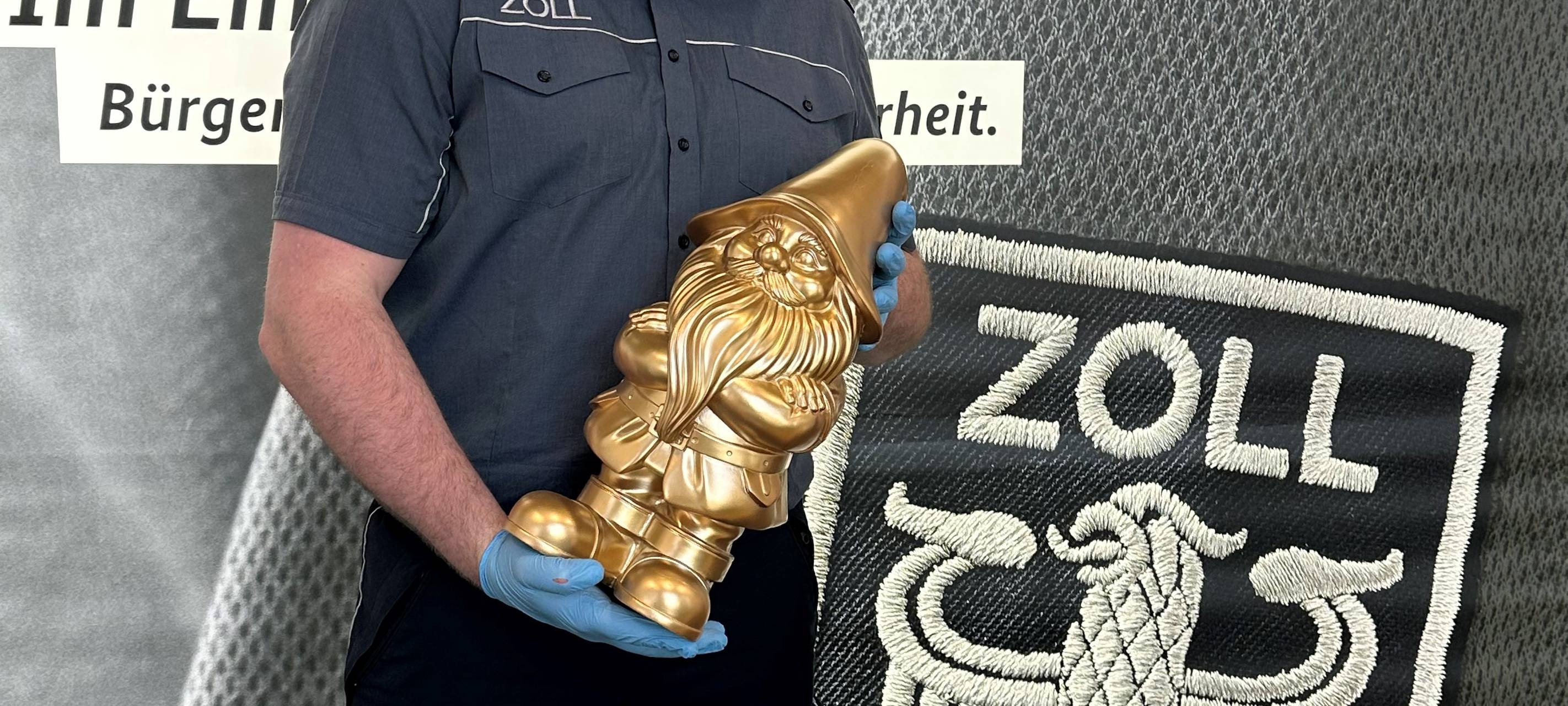 Kölner Zoll: Drogenfund in Gartenzwergen