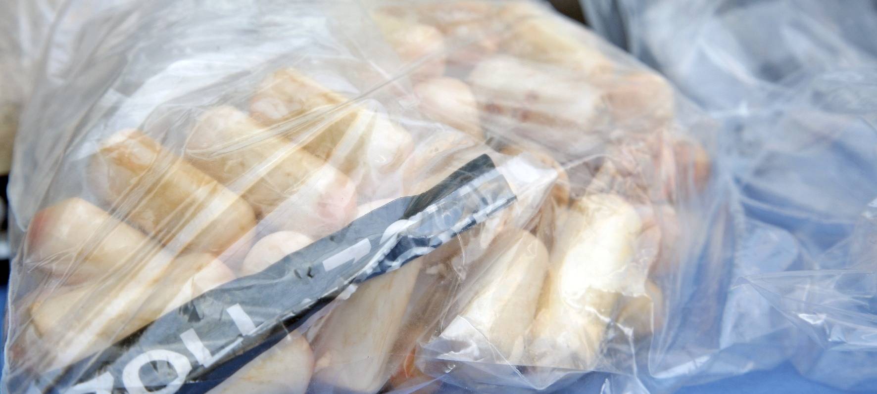 Köln: Zoll schnappt Mann mit Drogen im Bauch