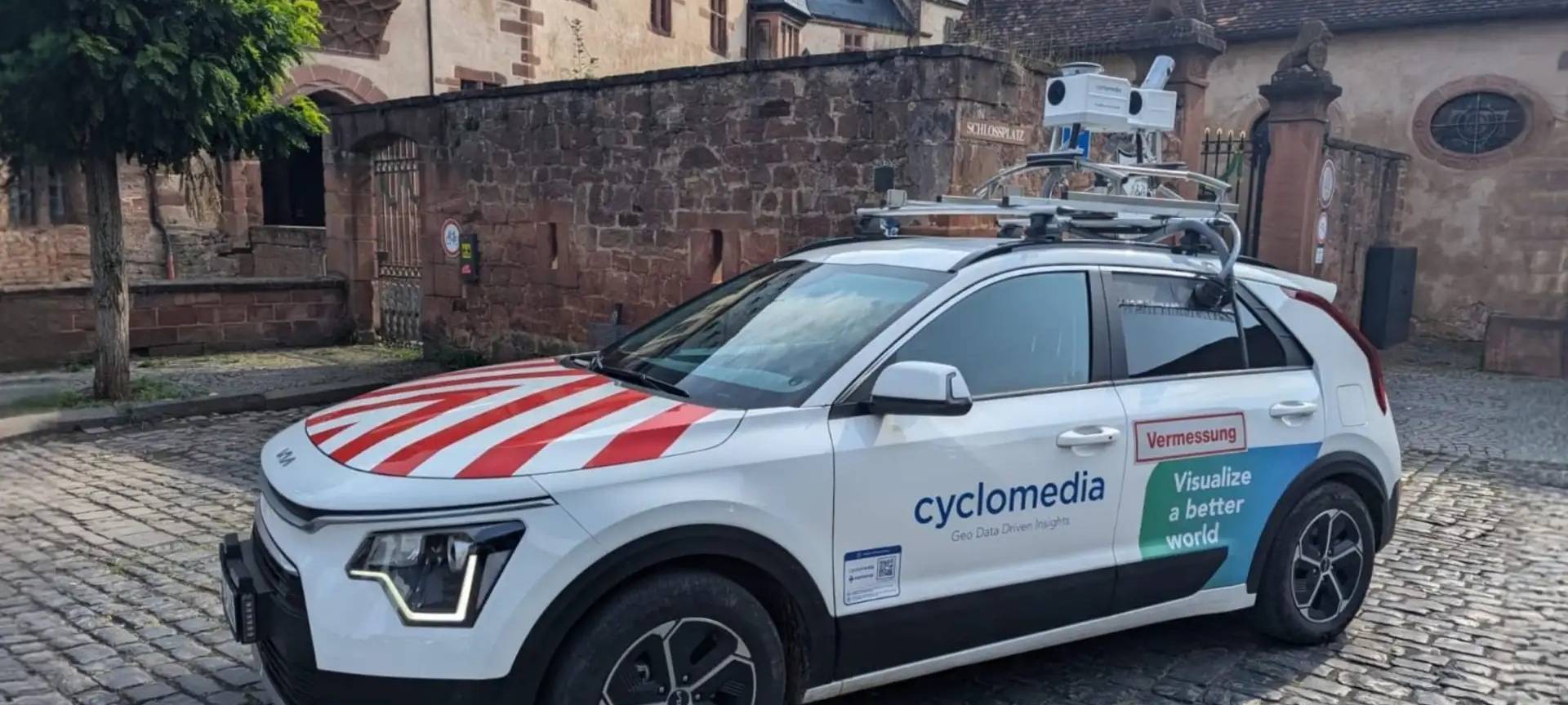 Kamera-Fahrzeuge erfassen Köln in 360 Grad