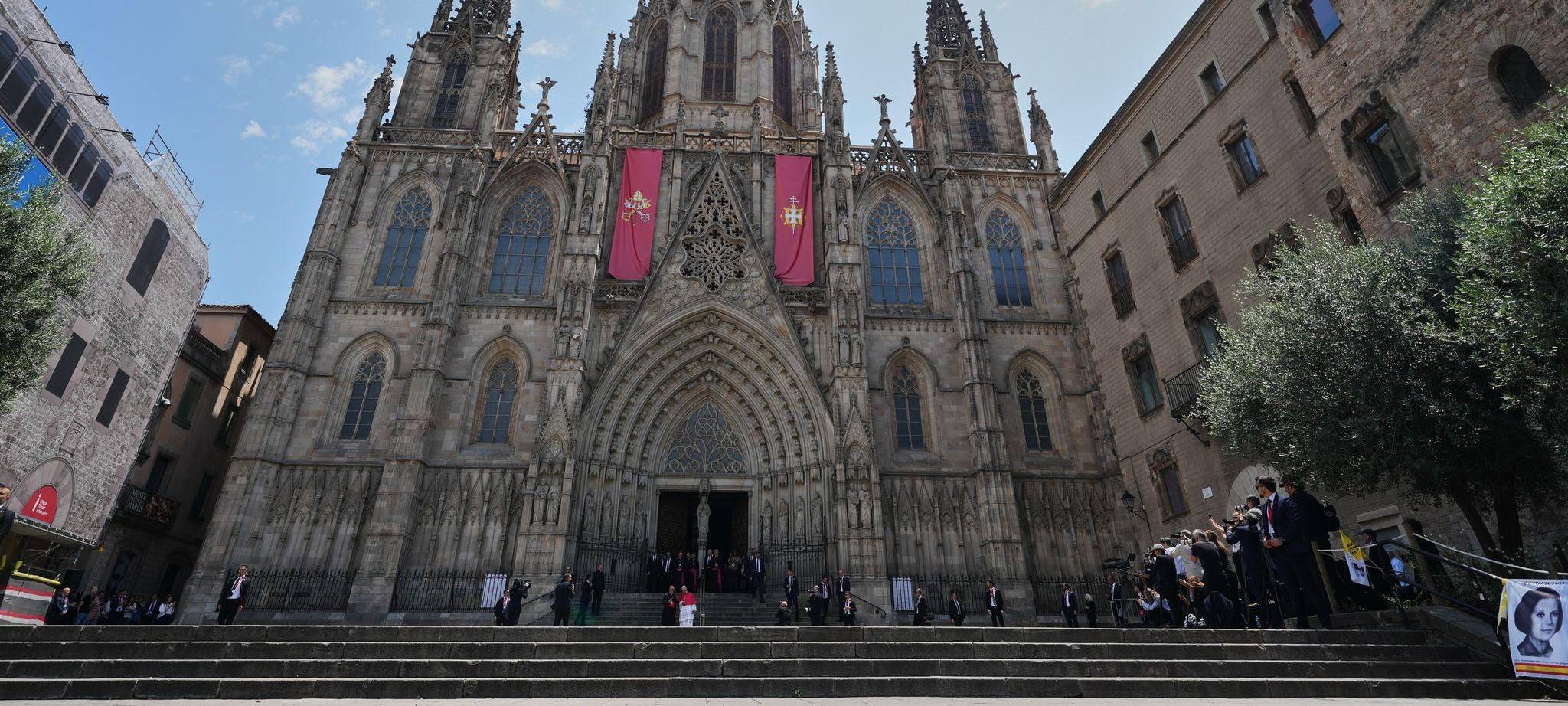 Papst Leo XIV. besucht Spanien - Barcelona