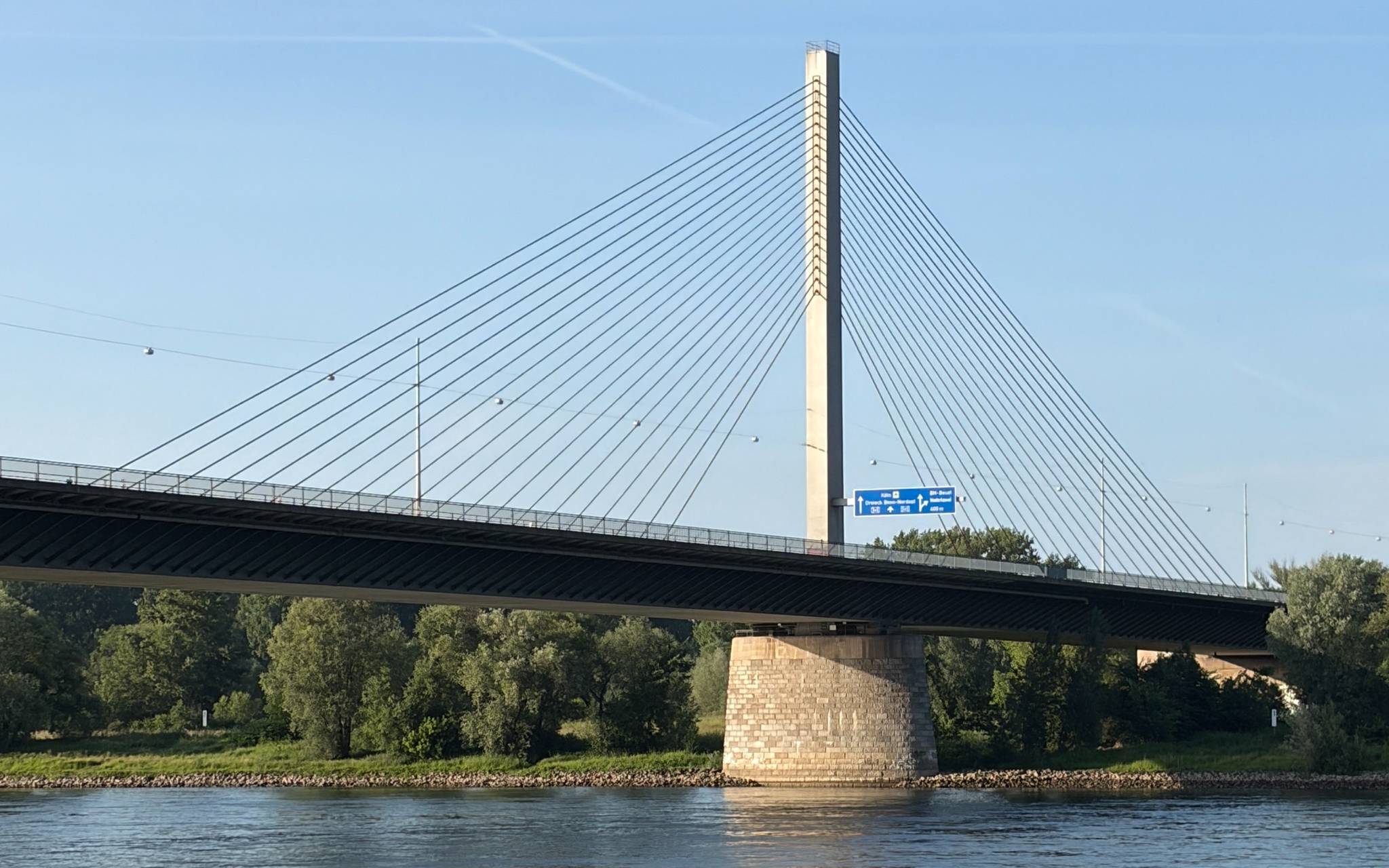 Baugrund-Untersuchungen an der Bonner Nordbrücke starten