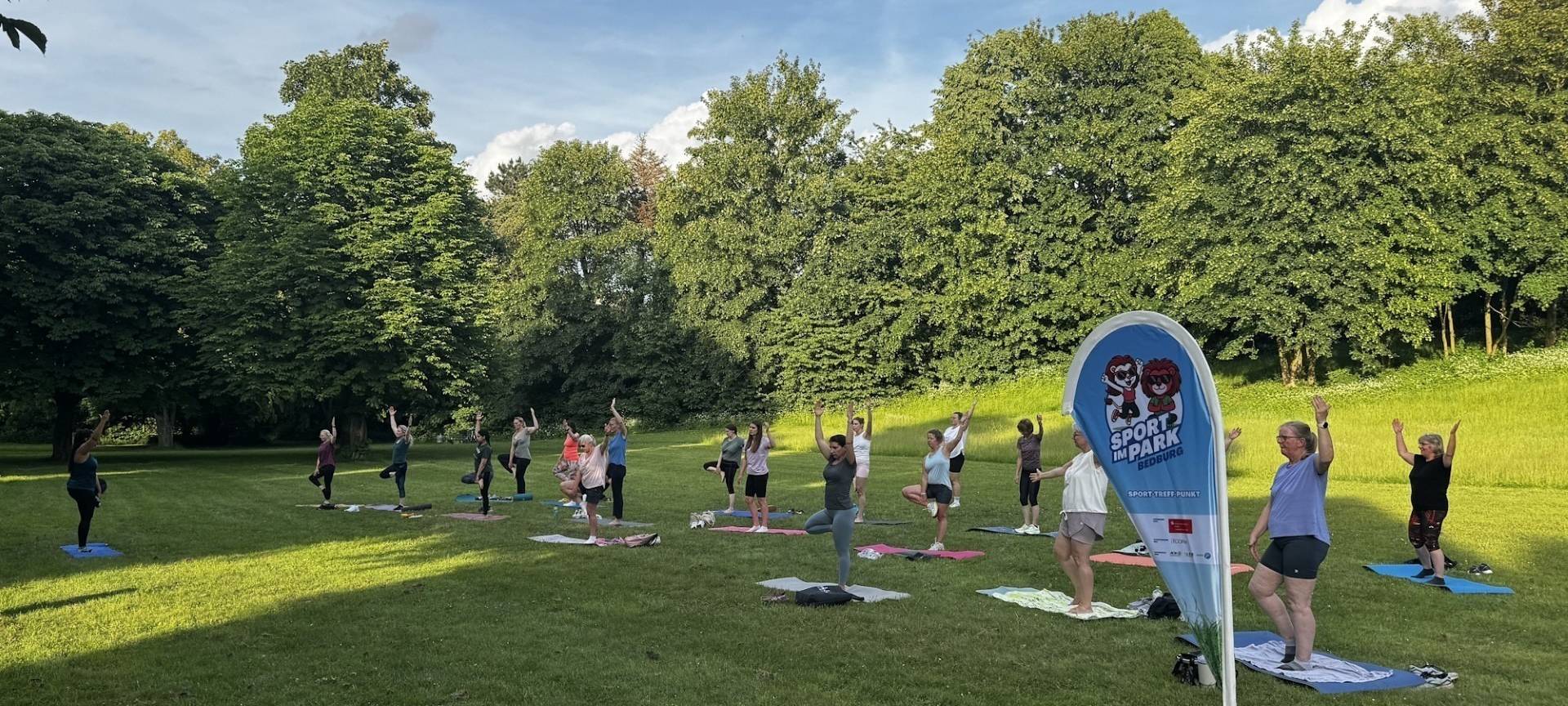 Viele beim Bedburger Sport im Park