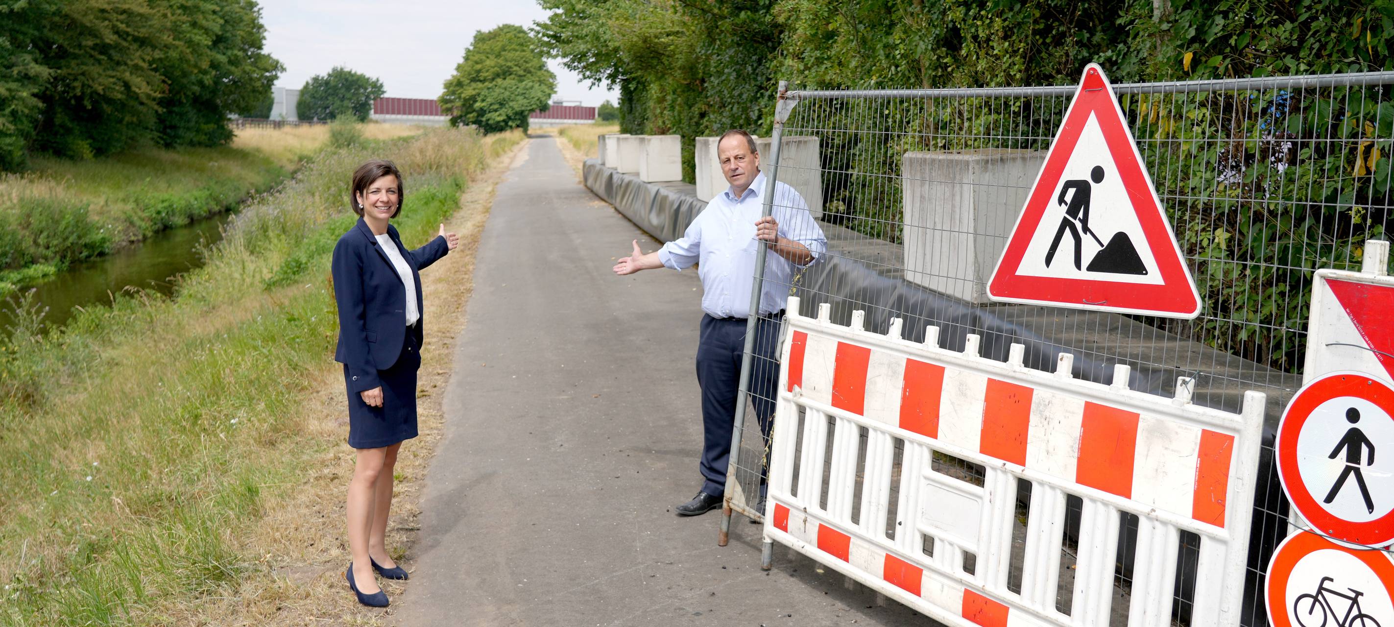 Erftstadt: Weg an der Erft nach Flutkatastrophe wieder offen