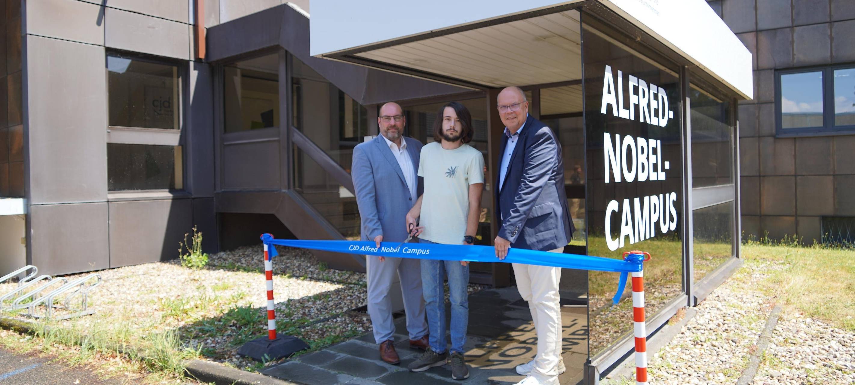 Frechen: Neuer Ausbildungscampus eröffnet