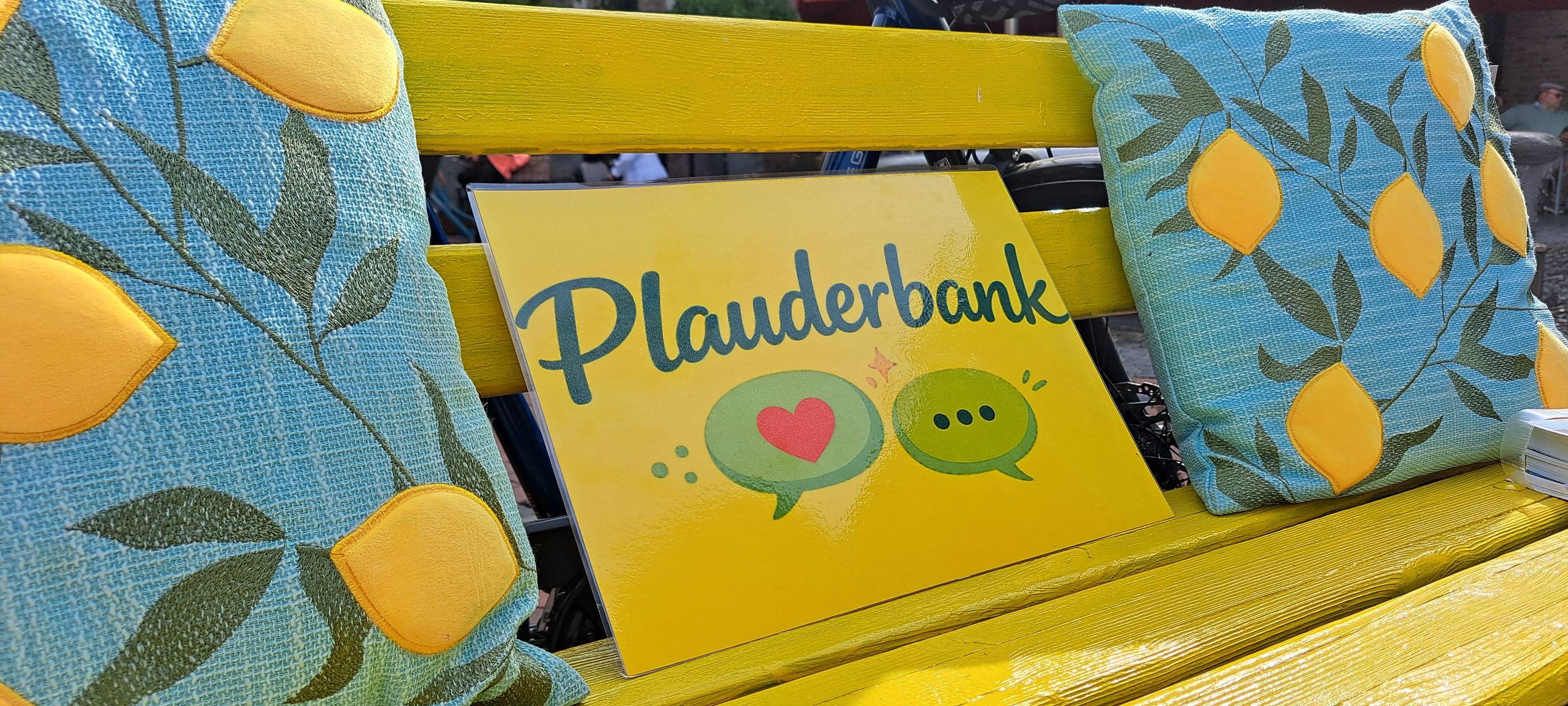 Pulheim: Plauderbank kommt gut an