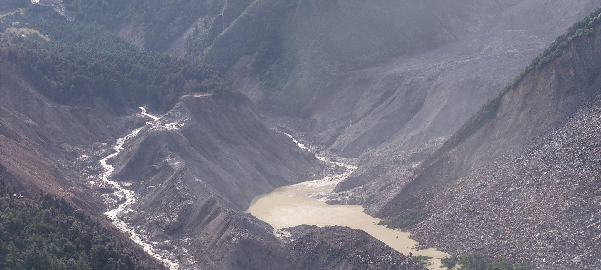 Sturzflut im Himalaya