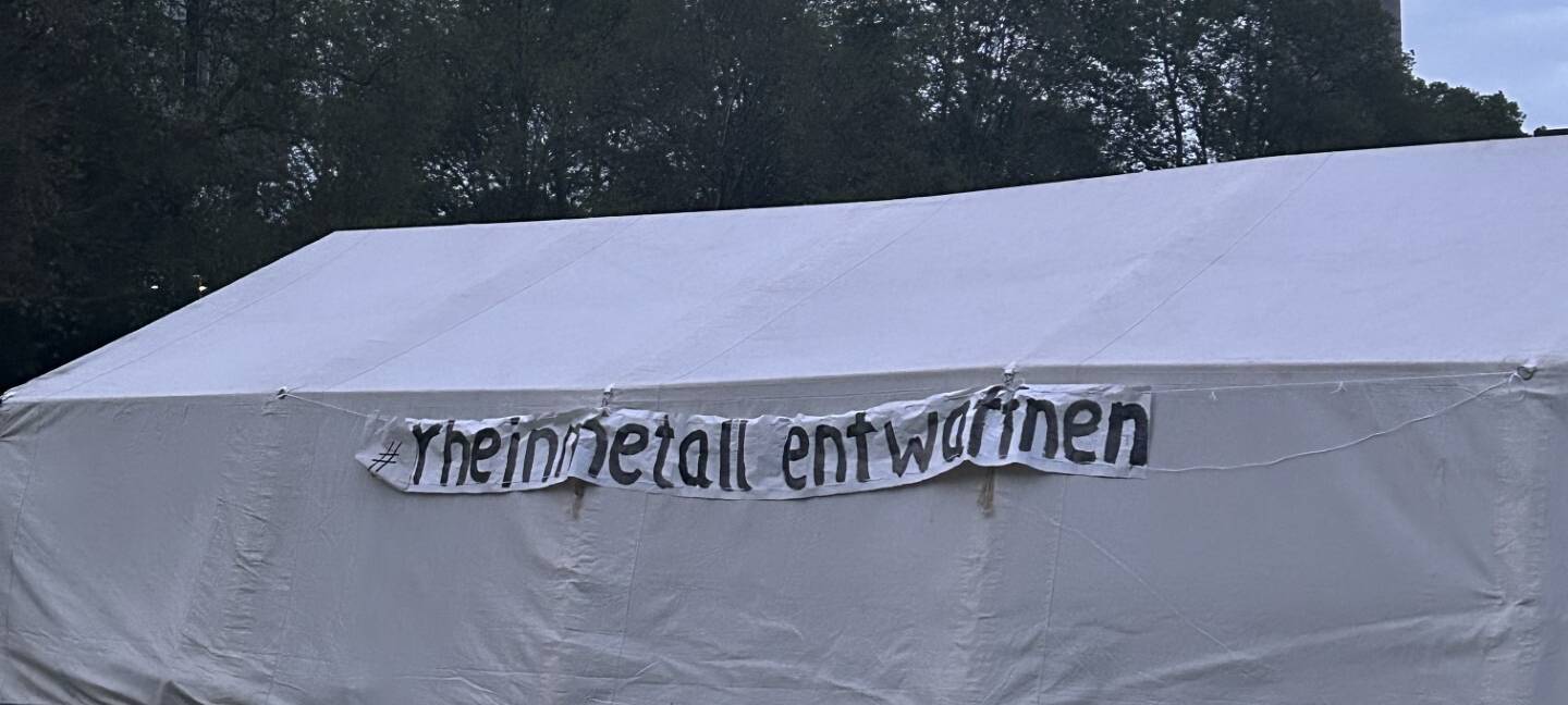 Köln: Polizei löst Blockade von Kriegsgegnern auf