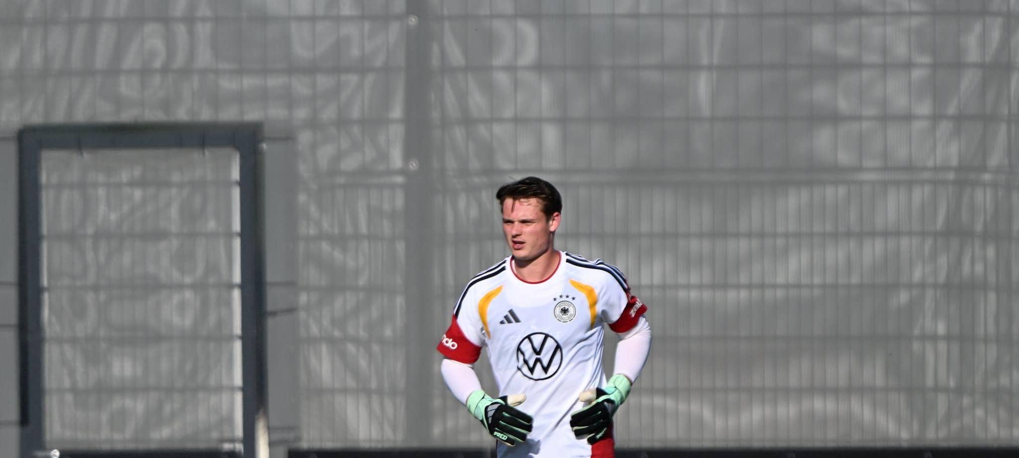 Jonas Urbig