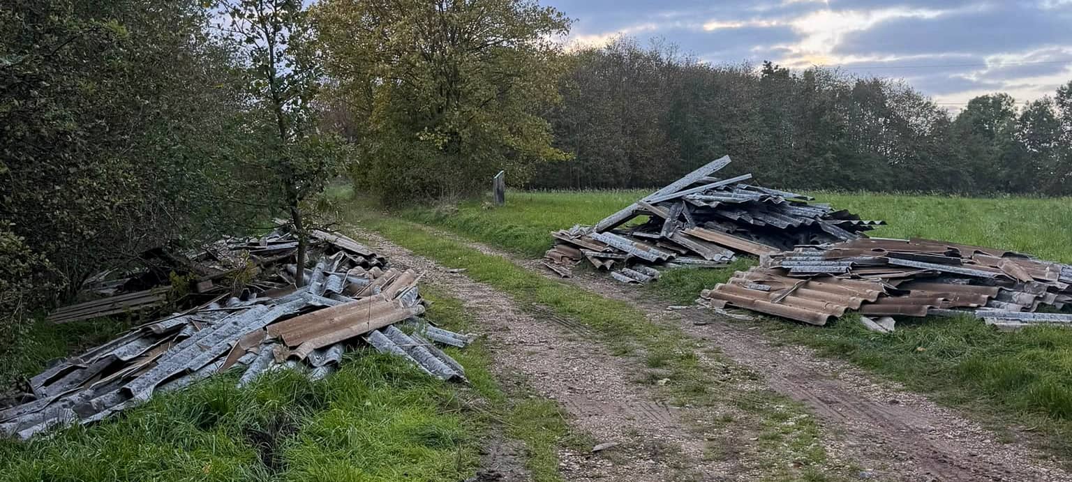 Erftstadt: Asbesthaltiger Müll illegal entsorgt